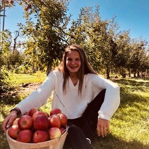 Meet your Posher, Madison